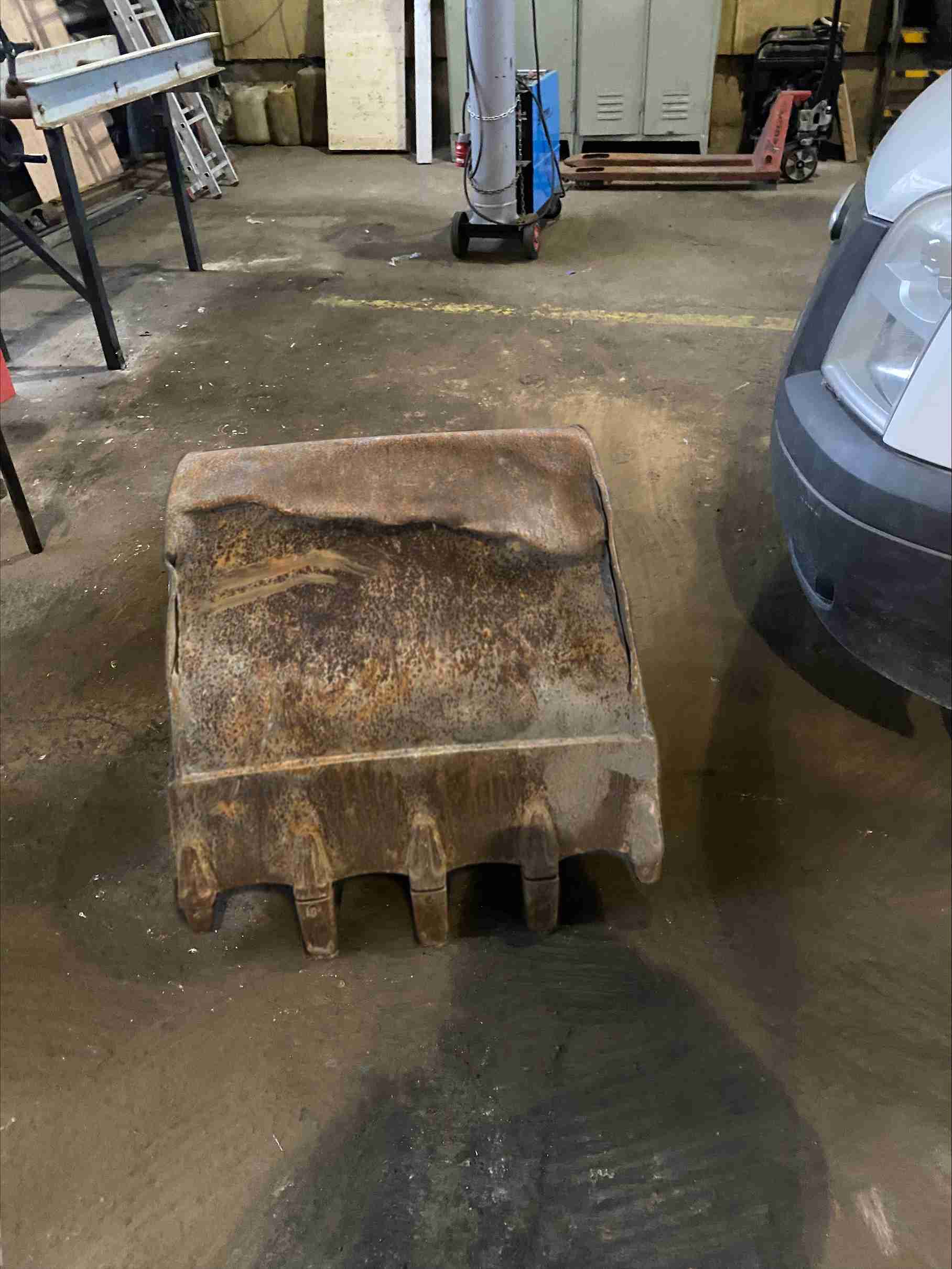 welding-spoon-image-before